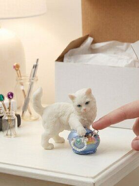 Miniature White Persian Cat Figurine - Elegant Treasure Box Collectible NIB